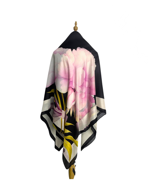 Black Base - The Peony Collection