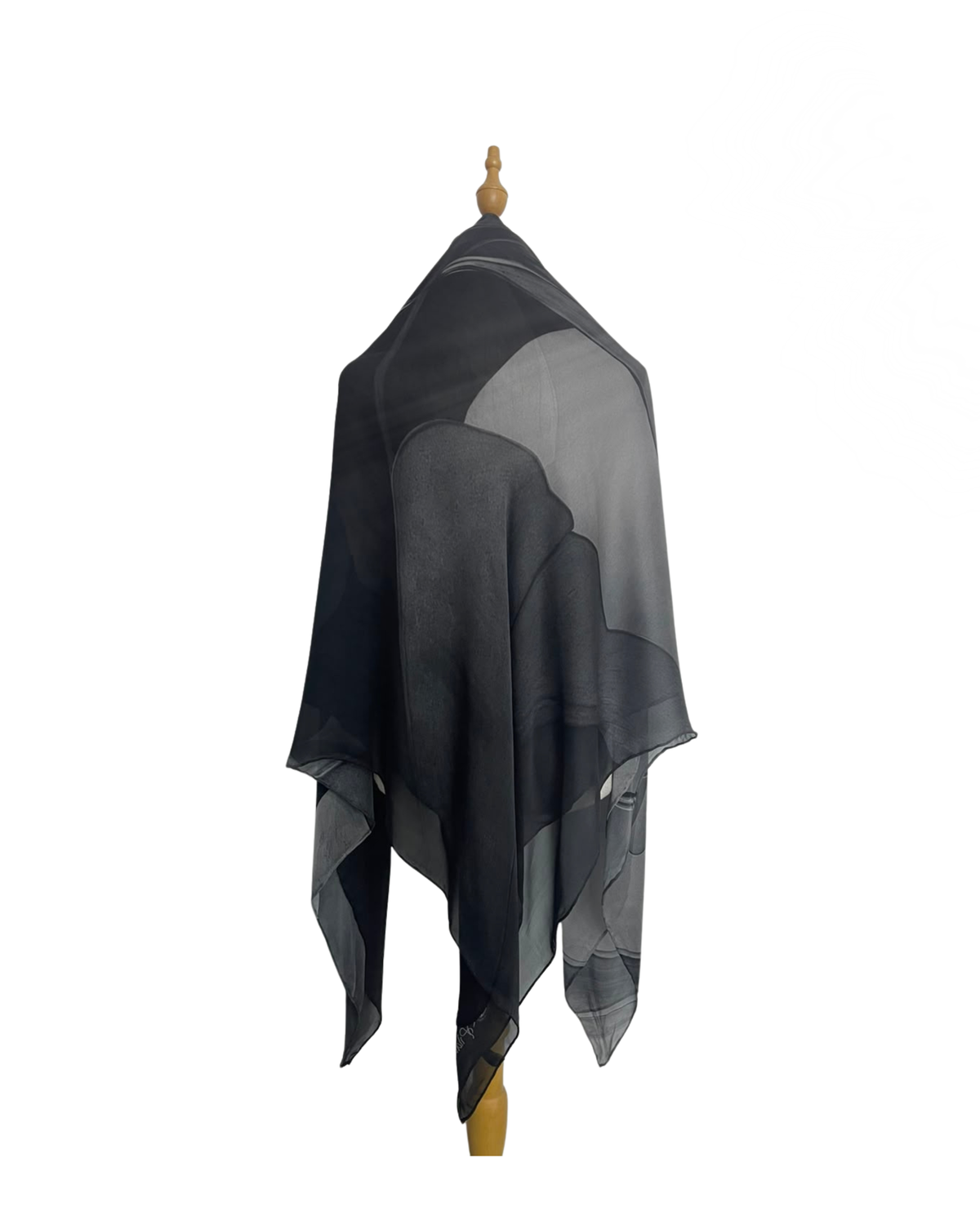 Black Base - The Pétale Collection